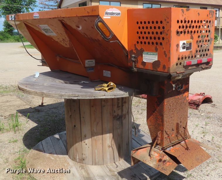 image for item DH0250 Henderson 8XMILD spreader