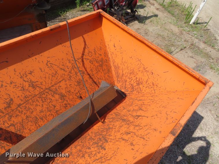 image for item DH0250 Henderson 8XMILD spreader