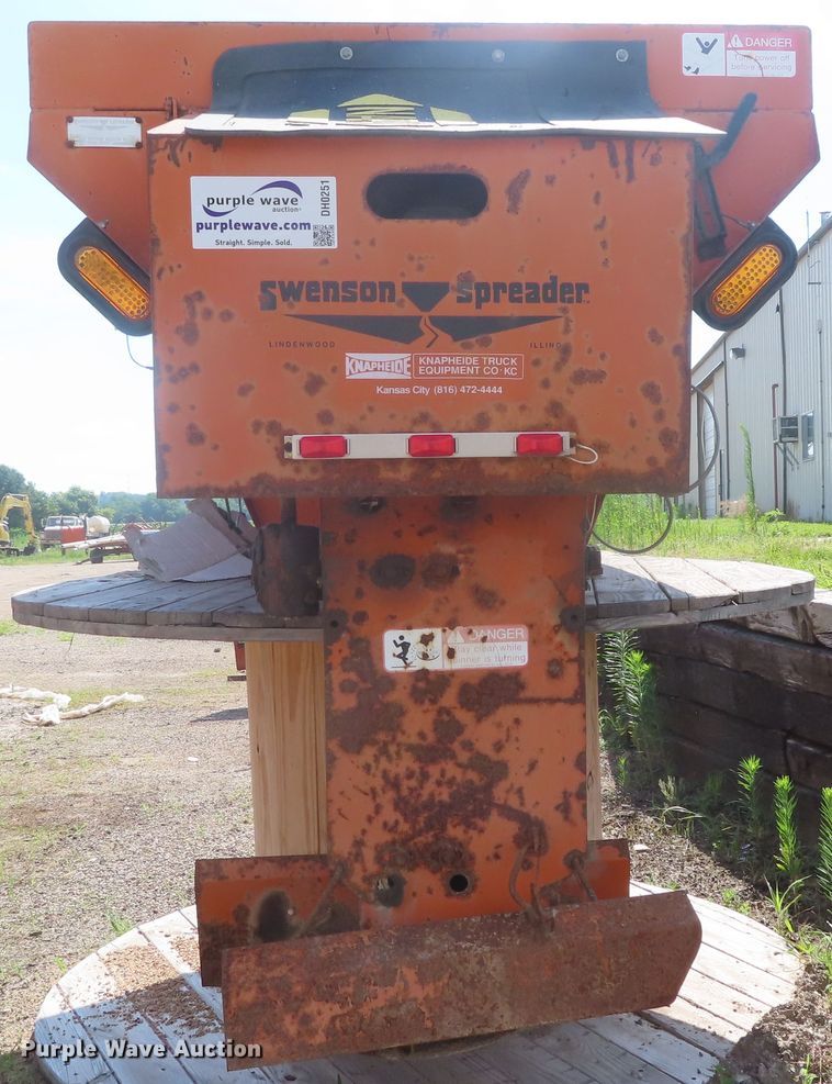image for item DH0251 Swenson spreader