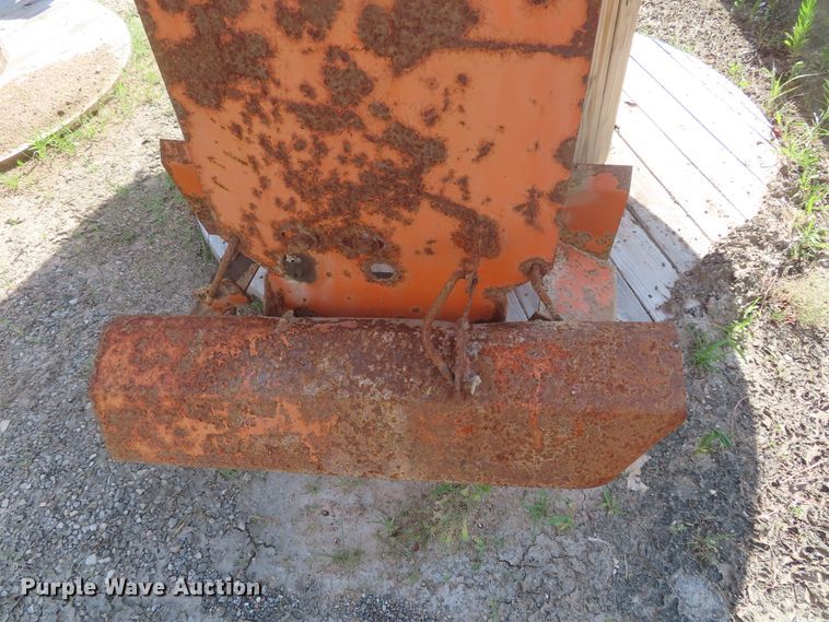 image for item DH0251 Swenson spreader