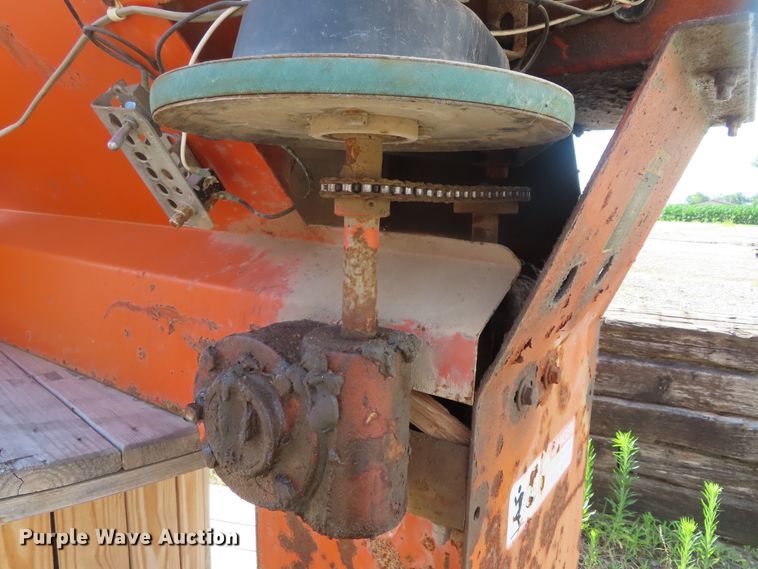 image for item DH0251 Swenson spreader