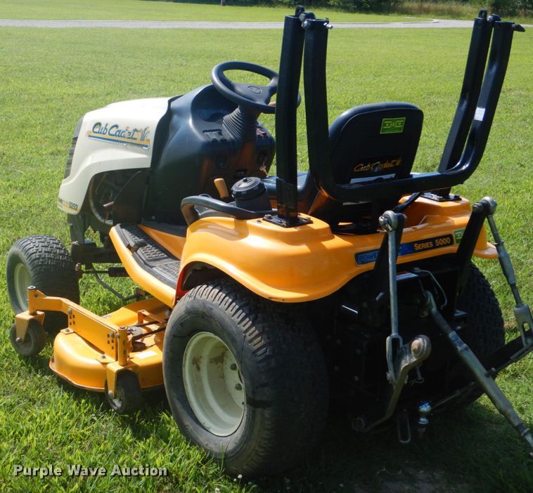 image for item DI2249 Cub Cadet 5252 lawn mower