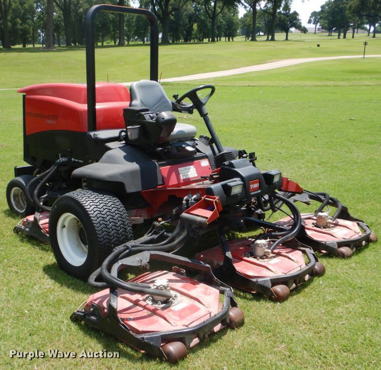 image for item DI2251 2012 Toro Groundsmaster 4500D ZTR lawn mower