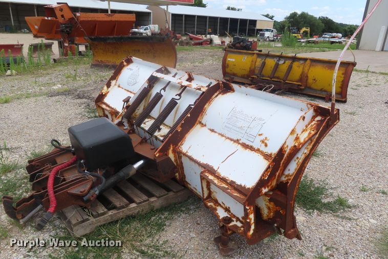 image for item DW9306 Snow plow