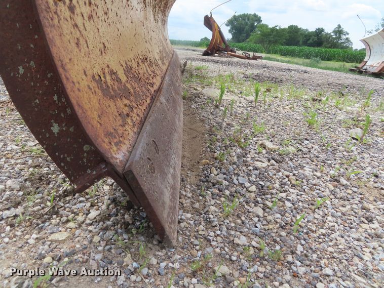 image for item DW9309 Valk SP108 snow plow