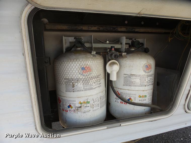 image for item DX9188 2003 Gulfstream Innsbruck camper