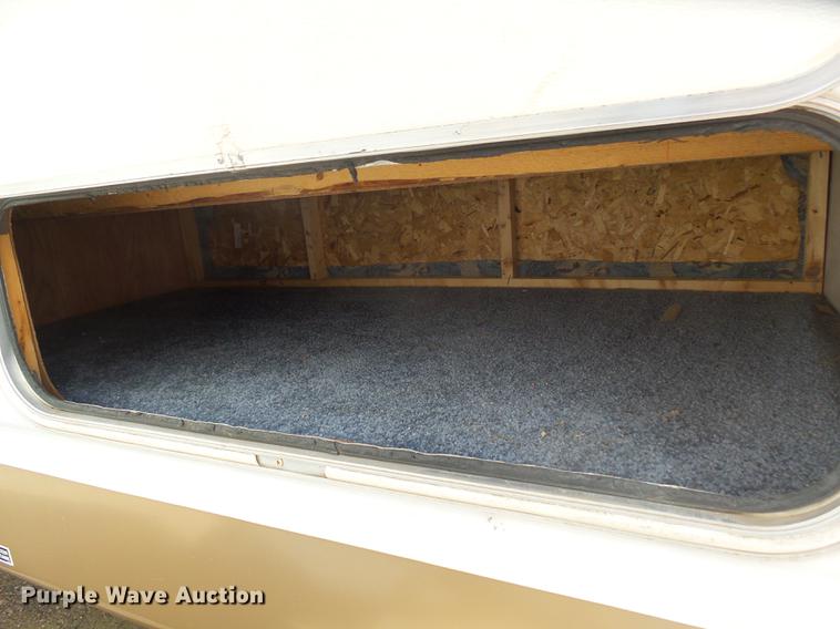 image for item DX9188 2003 Gulfstream Innsbruck camper