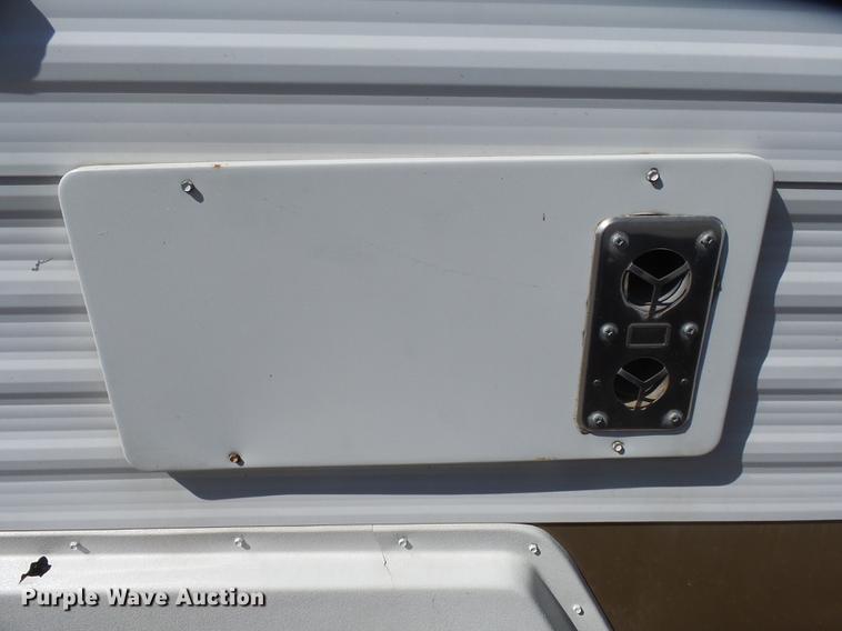 image for item DX9188 2003 Gulfstream Innsbruck camper