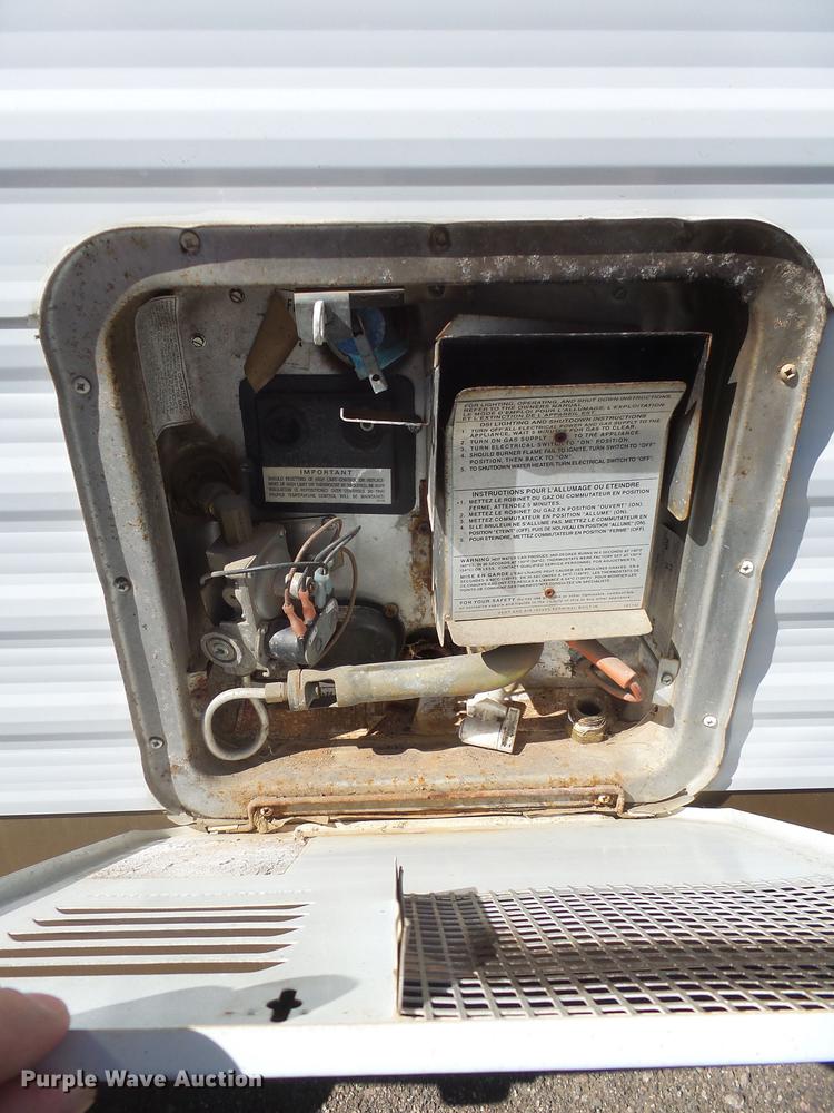 image for item DX9188 2003 Gulfstream Innsbruck camper