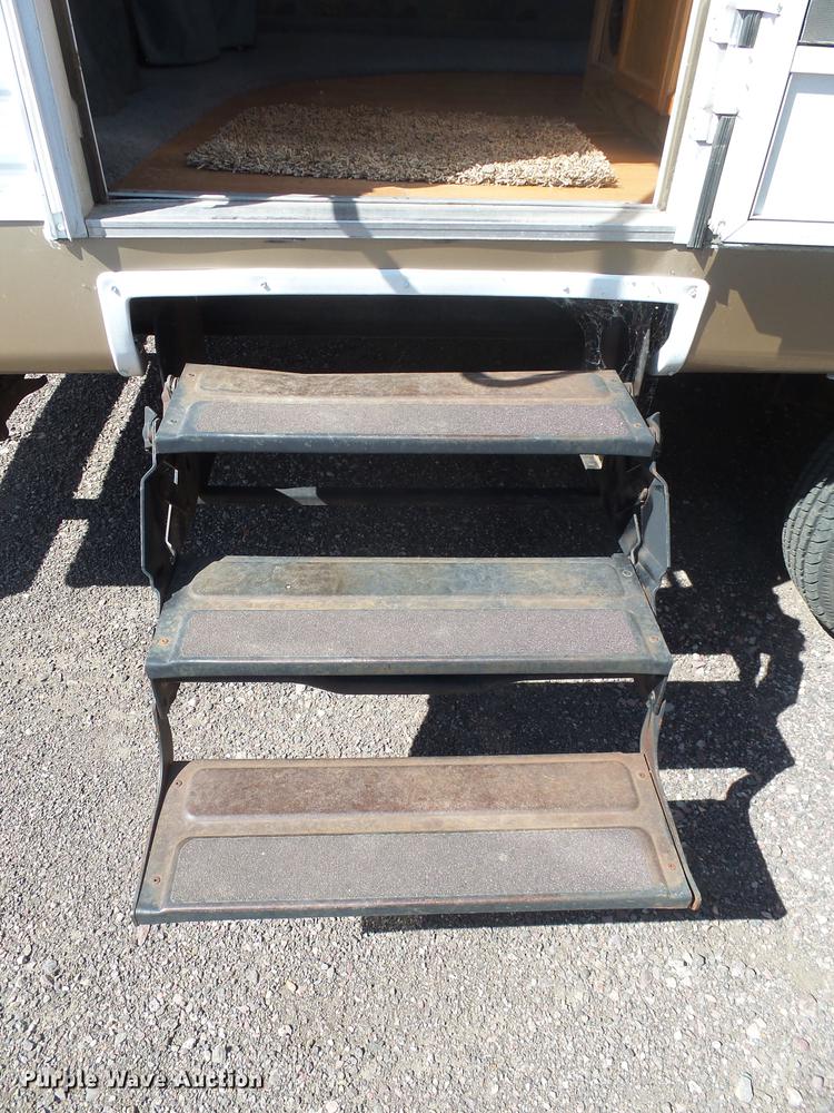 image for item DX9188 2003 Gulfstream Innsbruck camper