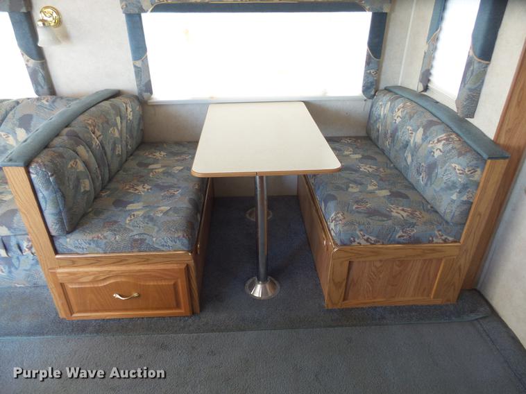 image for item DX9188 2003 Gulfstream Innsbruck camper