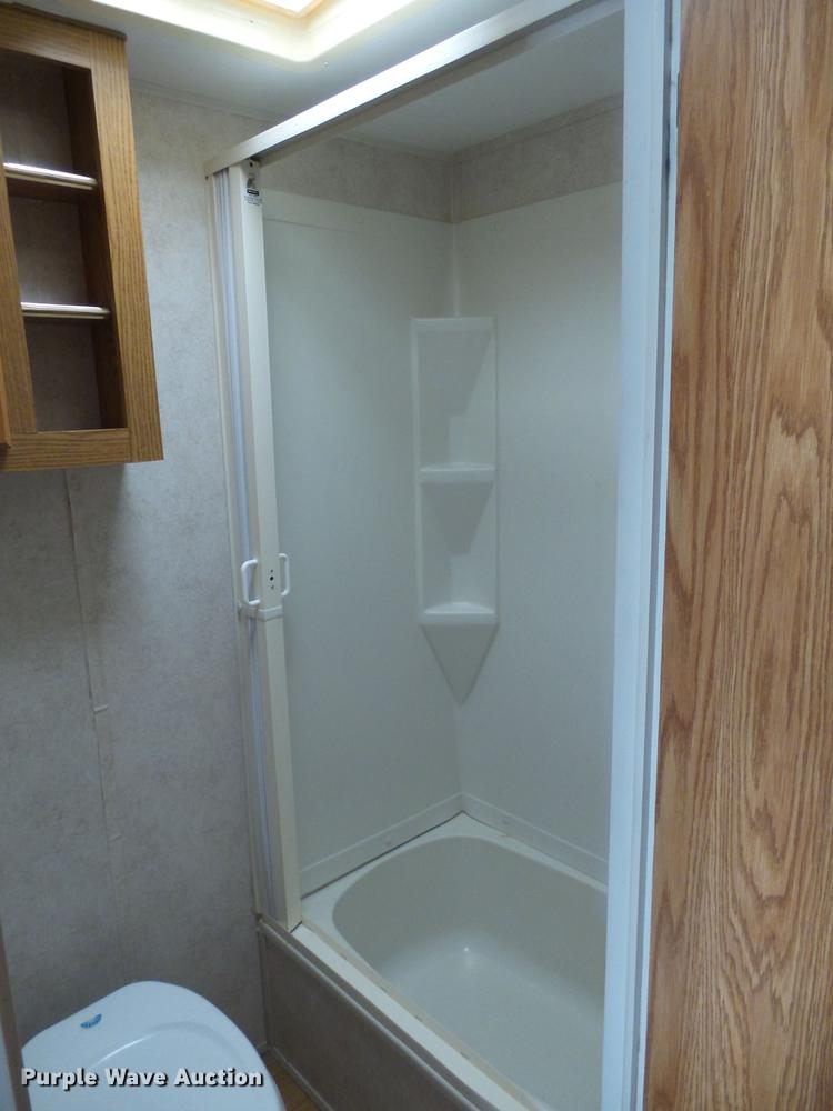 image for item DX9188 2003 Gulfstream Innsbruck camper