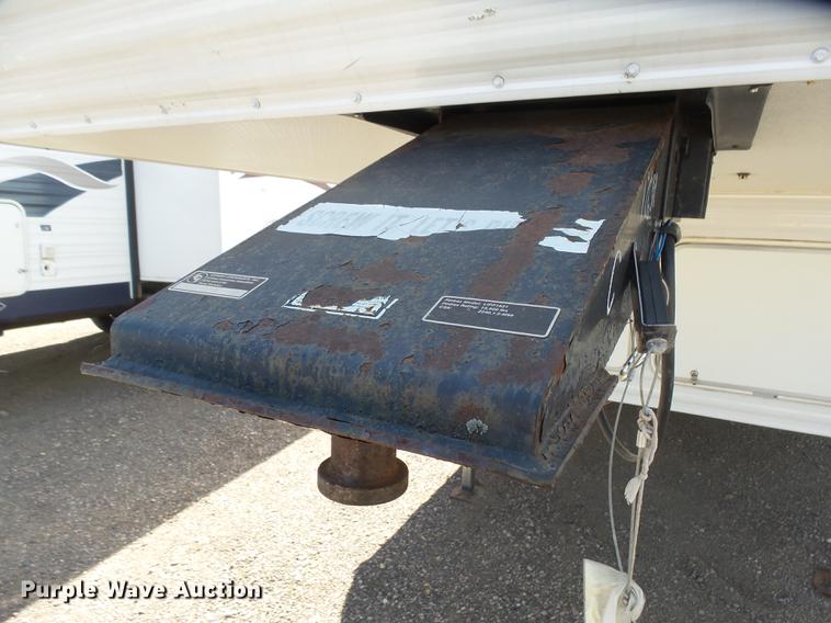 image for item DX9188 2003 Gulfstream Innsbruck camper