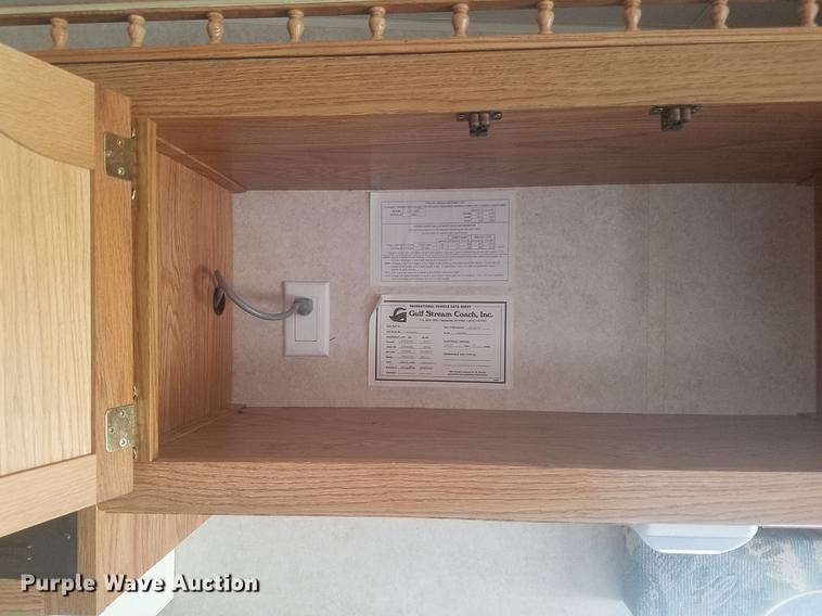 image for item DX9188 2003 Gulfstream Innsbruck camper