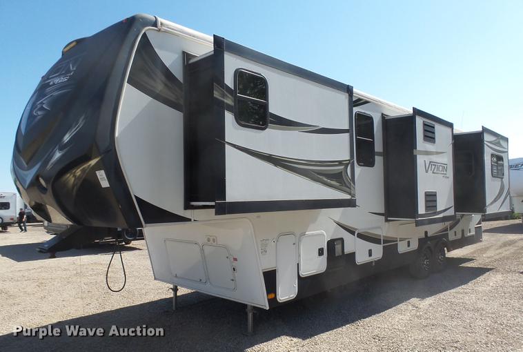 image for item DX9189 2012 Keystone Vizion camper