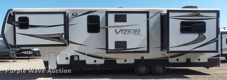 image for item DX9189 2012 Keystone Vizion camper