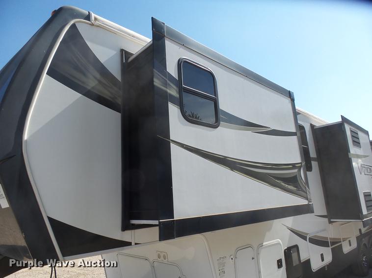 image for item DX9189 2012 Keystone Vizion camper