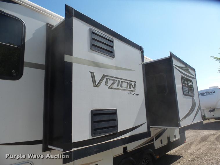 image for item DX9189 2012 Keystone Vizion camper
