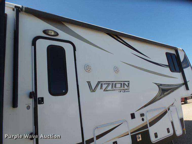 image for item DX9189 2012 Keystone Vizion camper