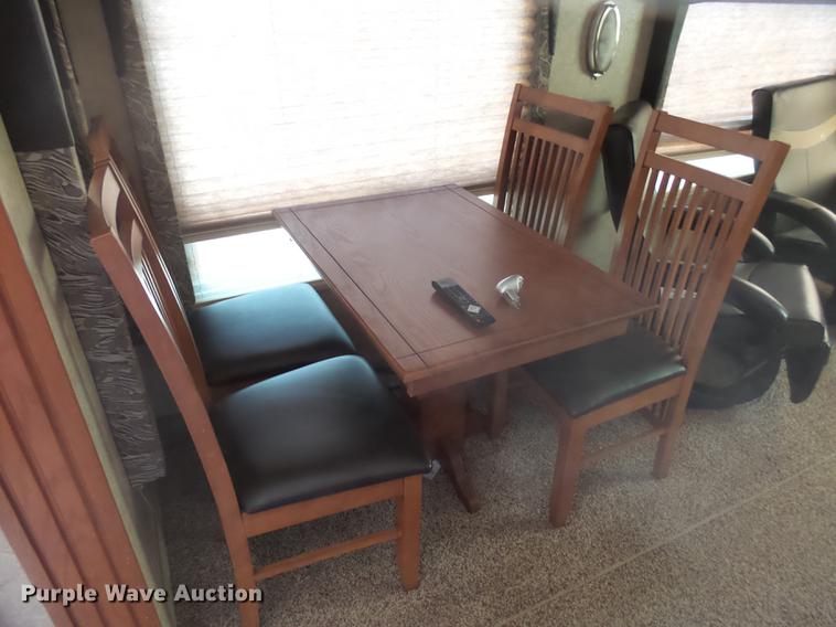 image for item DX9189 2012 Keystone Vizion camper