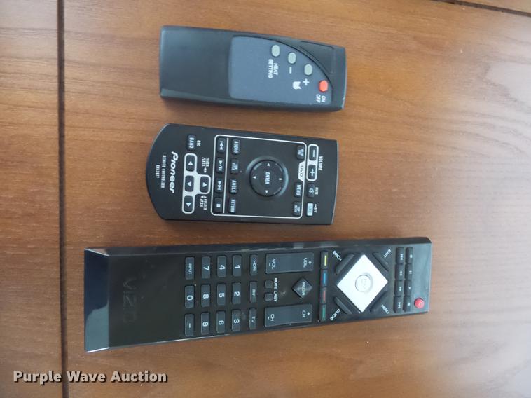 image for item DX9189 2012 Keystone Vizion camper