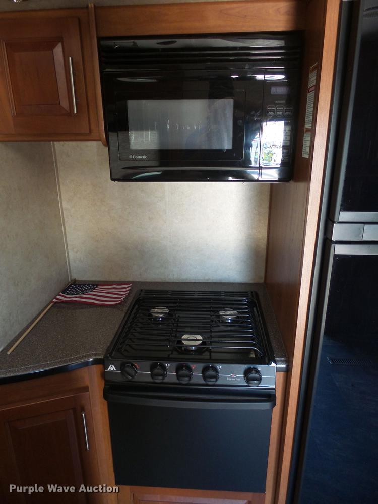 image for item DX9189 2012 Keystone Vizion camper