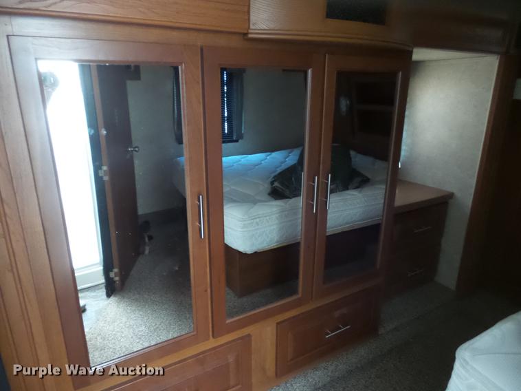 image for item DX9189 2012 Keystone Vizion camper