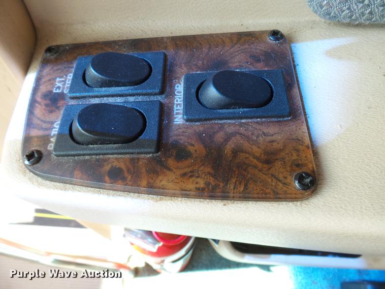 image for item DX9195 2000 Newmar Dutchstar RV