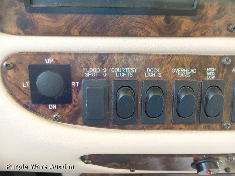 image for item DX9195 2000 Newmar Dutchstar RV