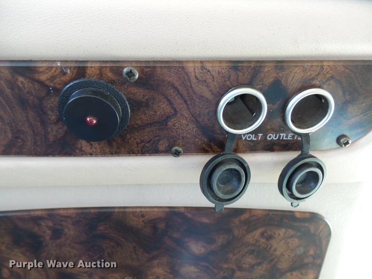 image for item DX9195 2000 Newmar Dutchstar RV