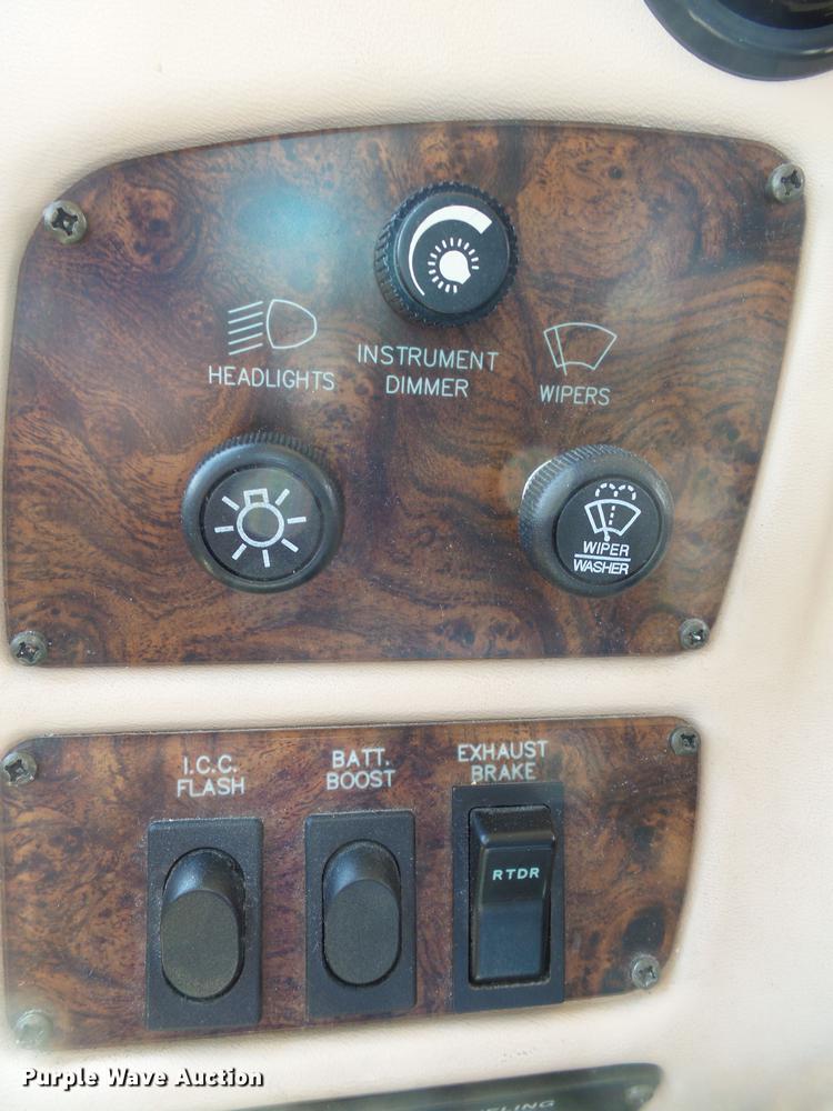 image for item DX9195 2000 Newmar Dutchstar RV