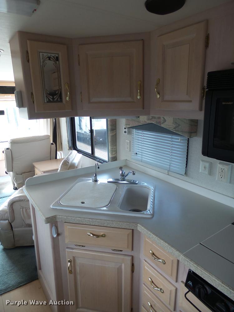 image for item DX9195 2000 Newmar Dutchstar RV