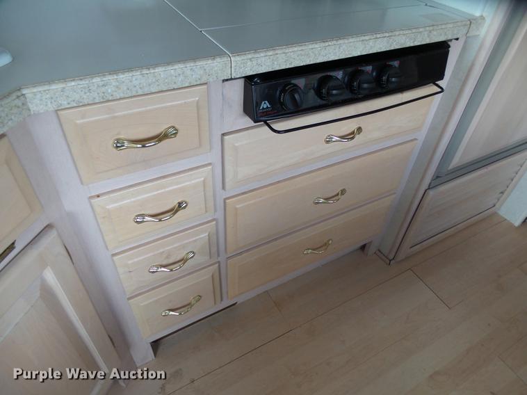 image for item DX9195 2000 Newmar Dutchstar RV