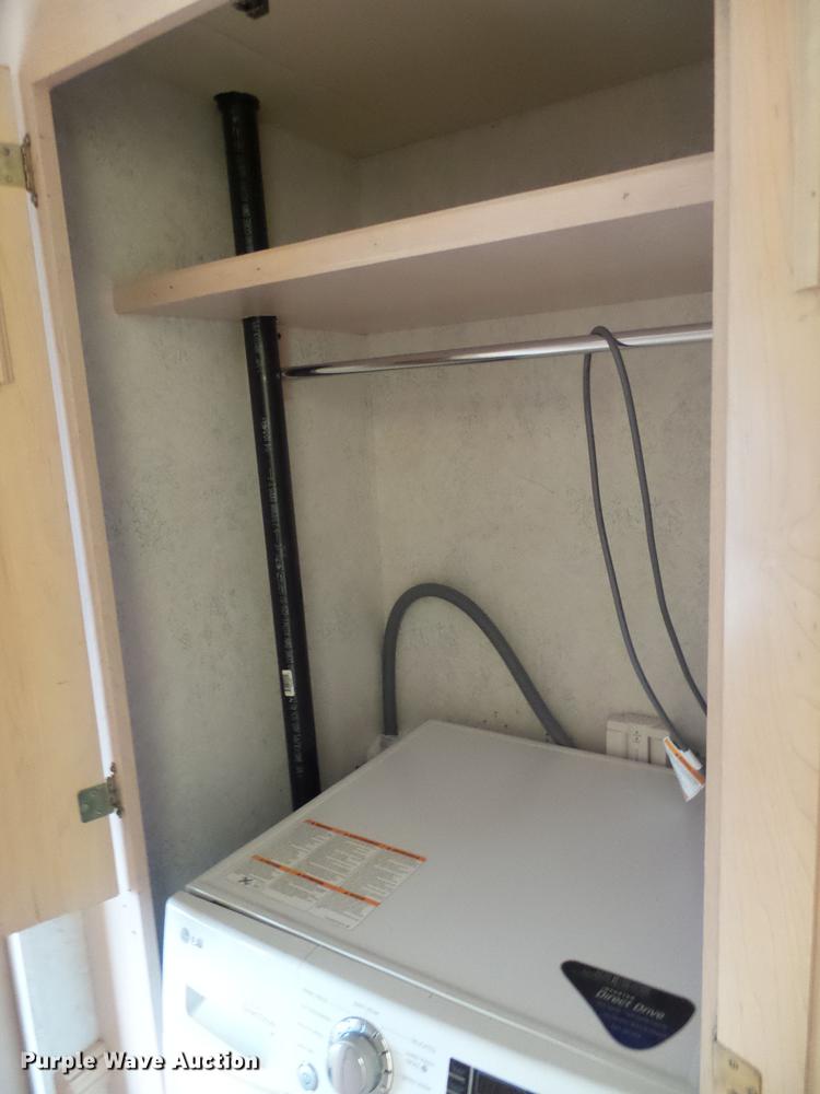 image for item DX9195 2000 Newmar Dutchstar RV