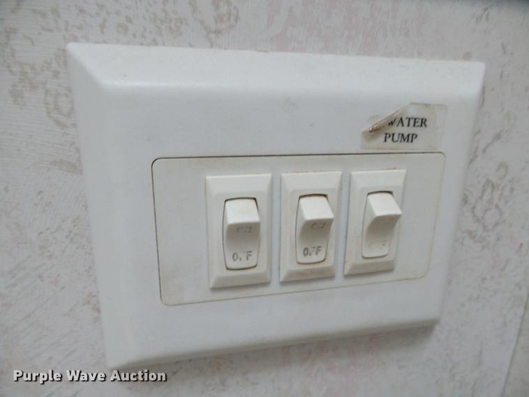 image for item DX9195 2000 Newmar Dutchstar RV