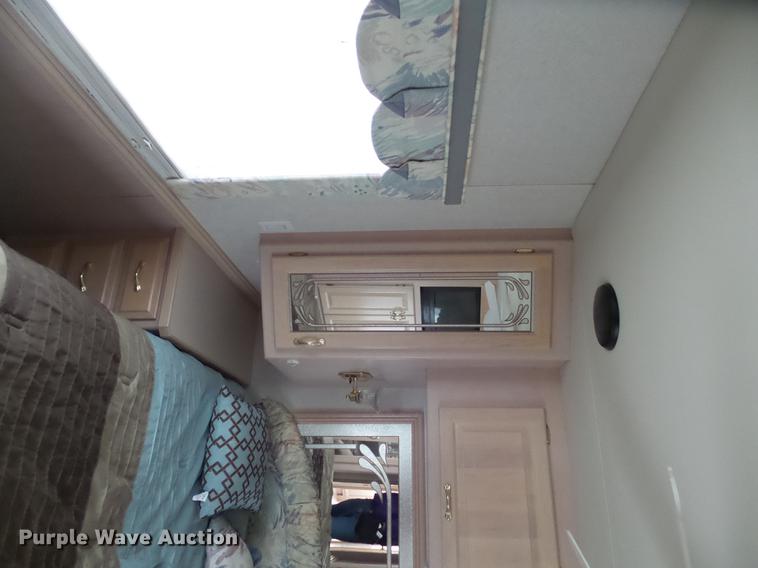 image for item DX9195 2000 Newmar Dutchstar RV