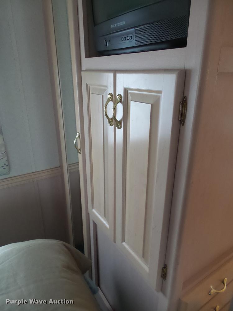 image for item DX9195 2000 Newmar Dutchstar RV