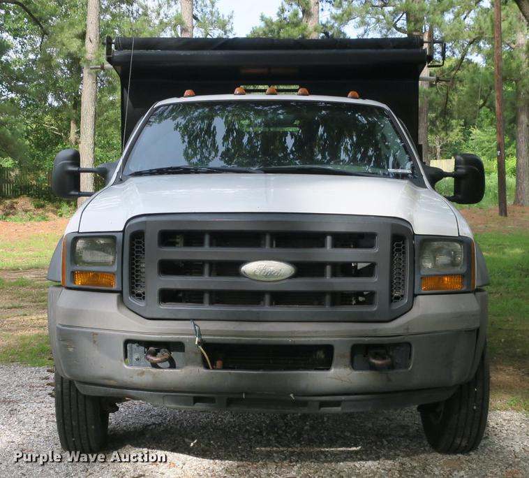 image for item EA9258 2005 Ford F550 Super Duty XL dump truck