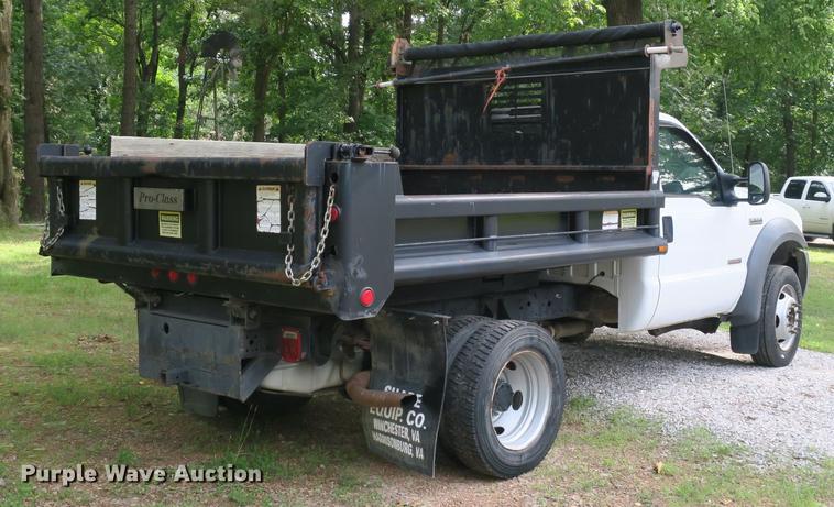 image for item EA9258 2005 Ford F550 Super Duty XL dump truck
