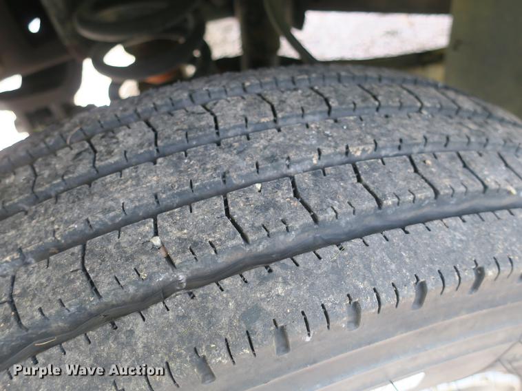 image for item EA9258 2005 Ford F550 Super Duty XL dump truck