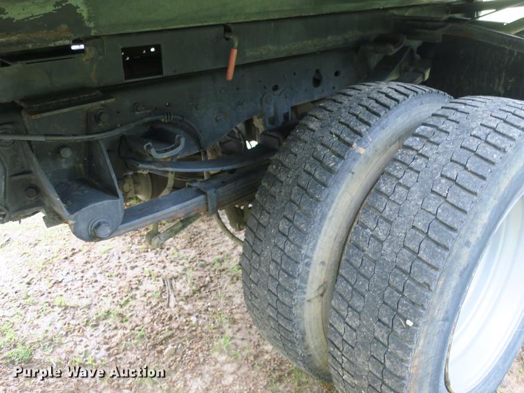 image for item EA9258 2005 Ford F550 Super Duty XL dump truck
