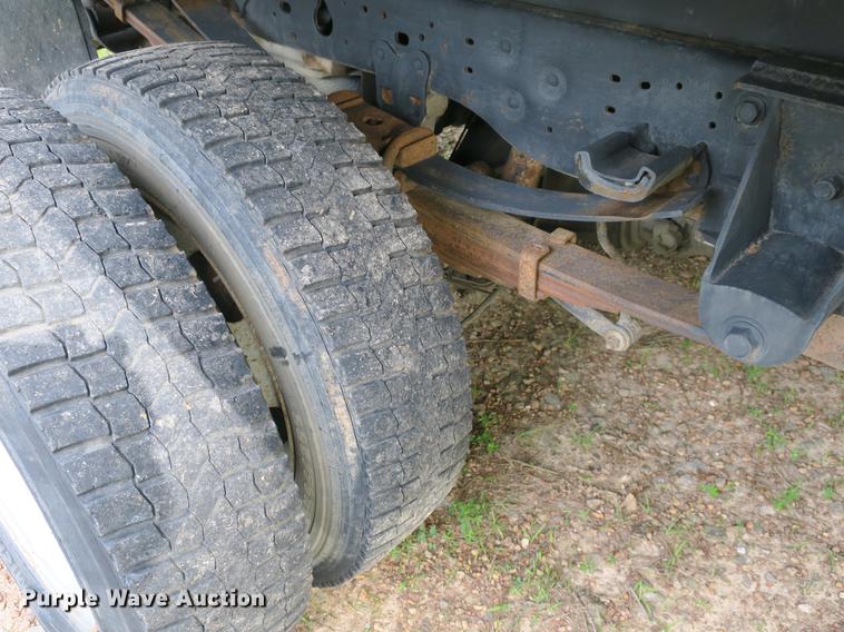 image for item EA9258 2005 Ford F550 Super Duty XL dump truck