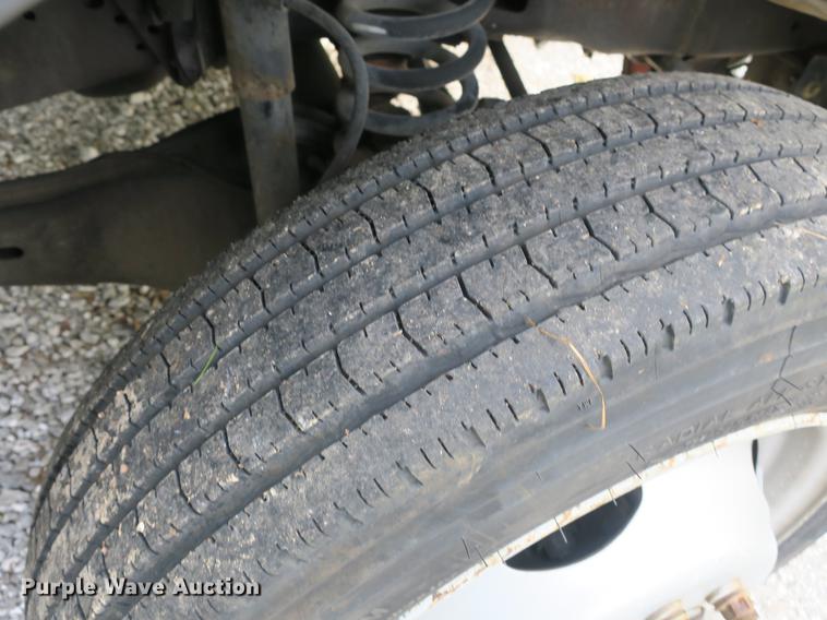 image for item EA9258 2005 Ford F550 Super Duty XL dump truck