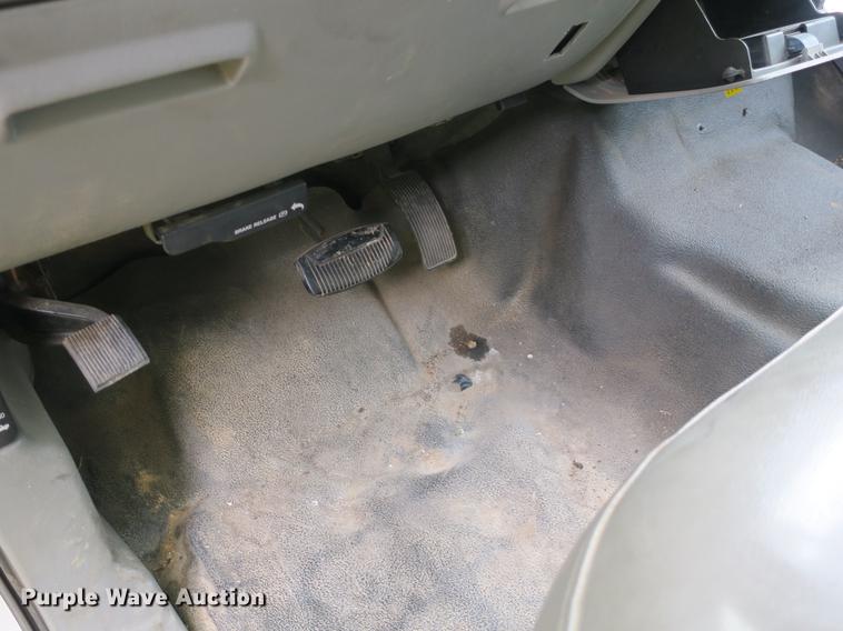 image for item EA9258 2005 Ford F550 Super Duty XL dump truck