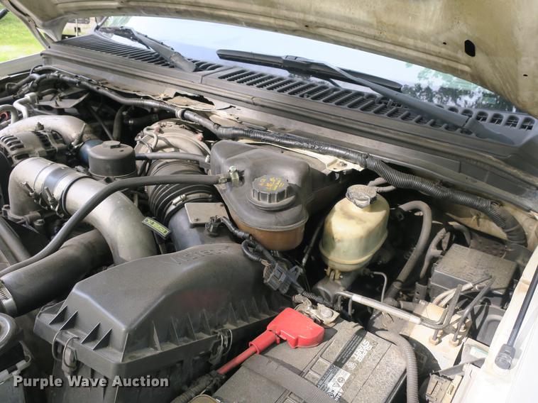 image for item EA9258 2005 Ford F550 Super Duty XL dump truck