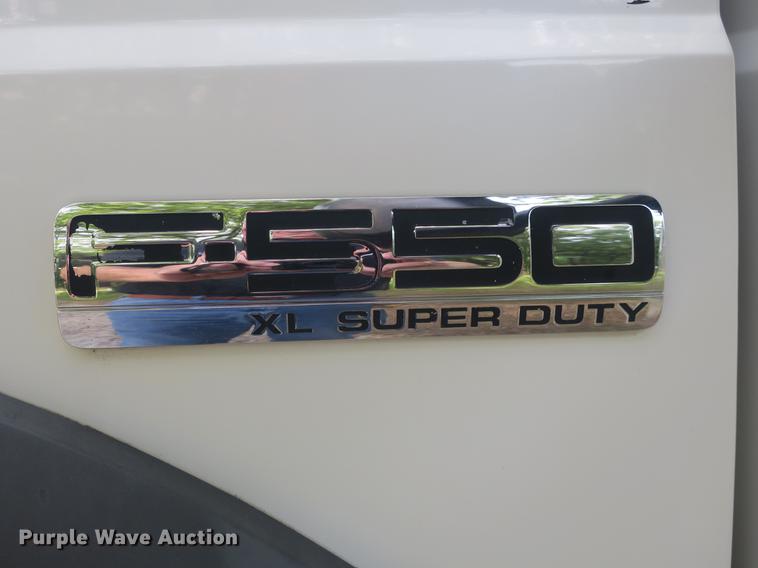 image for item EA9258 2005 Ford F550 Super Duty XL dump truck