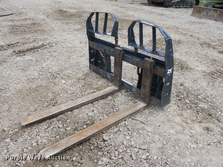 image for item EA9274 Pallet forks