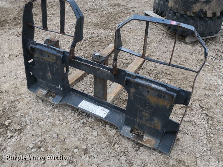 image for item EA9274 Pallet forks