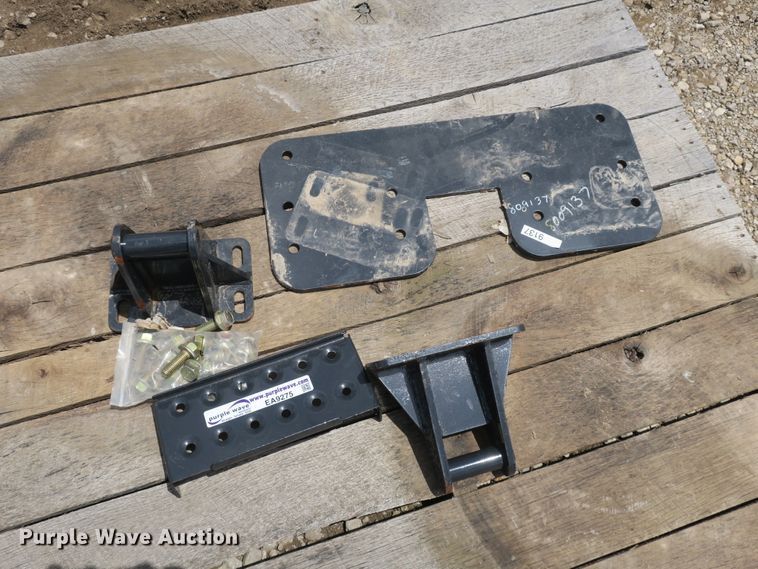 Bobcat backhoe mounting kit in Springfield, MO Item EA9275 sold