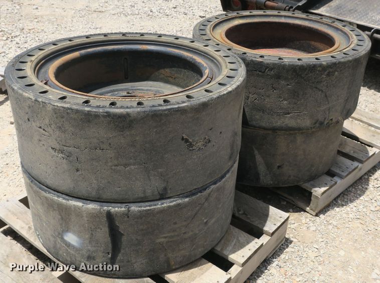 image for item EA9288 (4) 33x12x20 solid tires